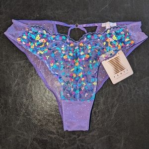 Steamy Floral Lace Brazilian Small NWT